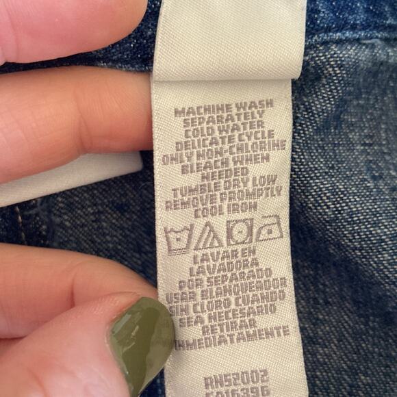 Liz Claiborne Denim Embroidered A-line Skirt, Size 4 - Picture 7 of 8